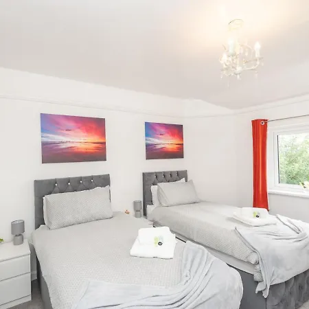 Holiday home Pass The Keys Large Family Getaway Leeds (West Yorkshire)