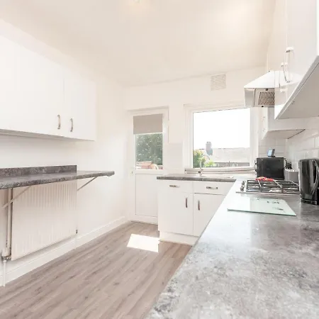 Holiday home Pass The Keys Large Family Getaway *